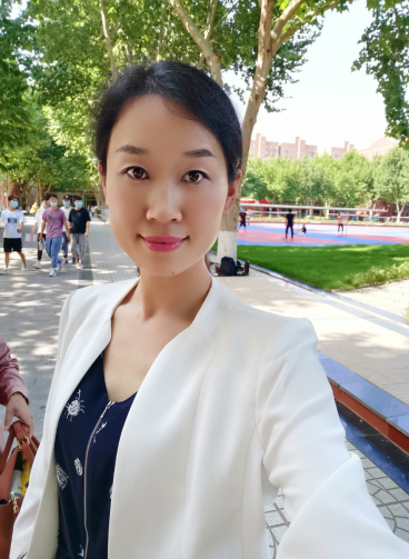 李威